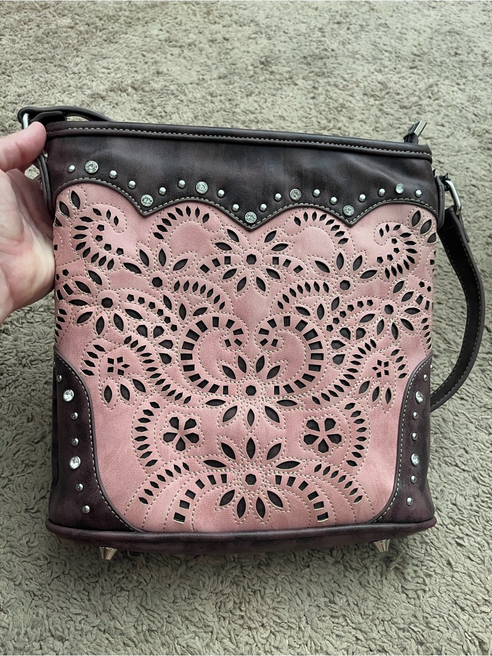 Western Laser-Cut Conceal Carry Crossbody Bag - Picture 2 of 11